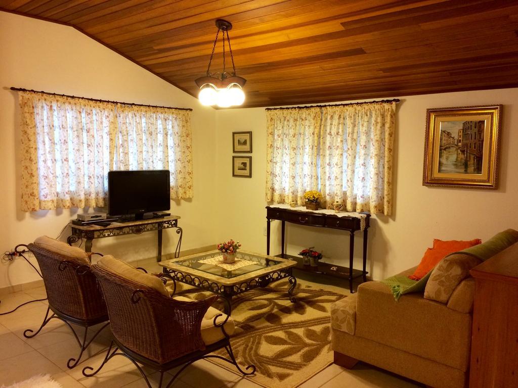 Chale Aconchegante Villa Monte Verde  Cameră foto